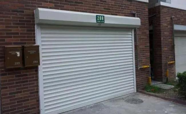 如何判斷電(diàn)動卷簾門鎖具的防盜性能是否達標?